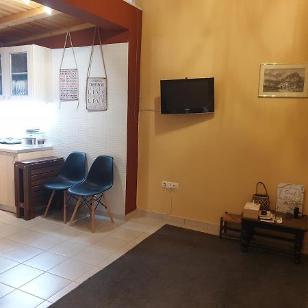 Angeliki'S Apartment 아테네 외부 사진